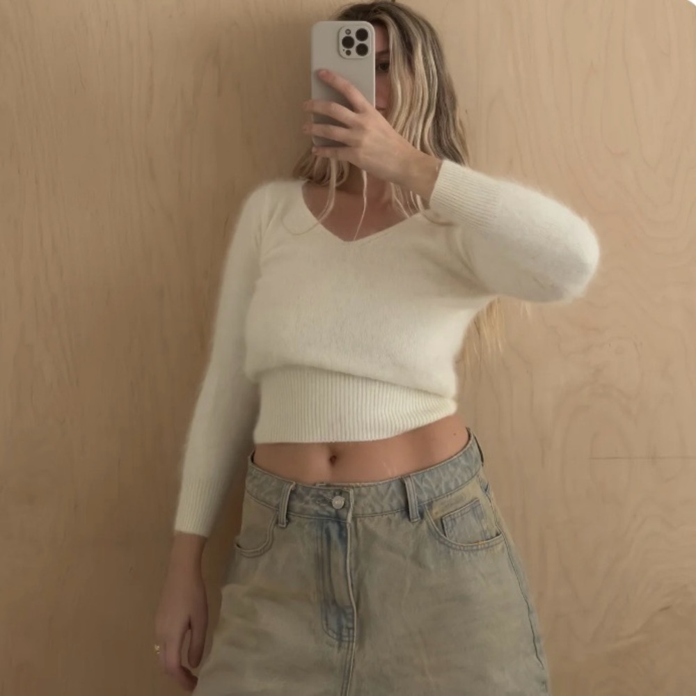 Angora knit vintage sweater, excellent condition